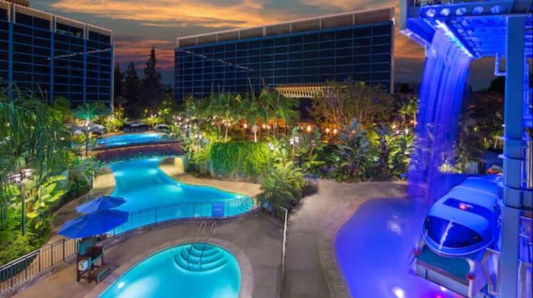 Disneyland Hotel Pool 5