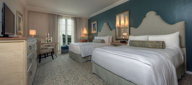 Portofino Bay Hotel Standard Room