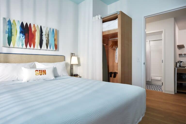 Universals Endless Summer Resort Surfside Inn 2 bedroom 2