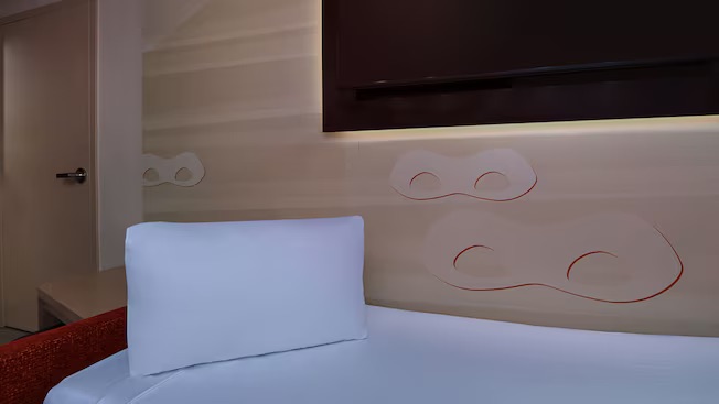 Walt Disney World Contemporary Incredibles Rooms 5